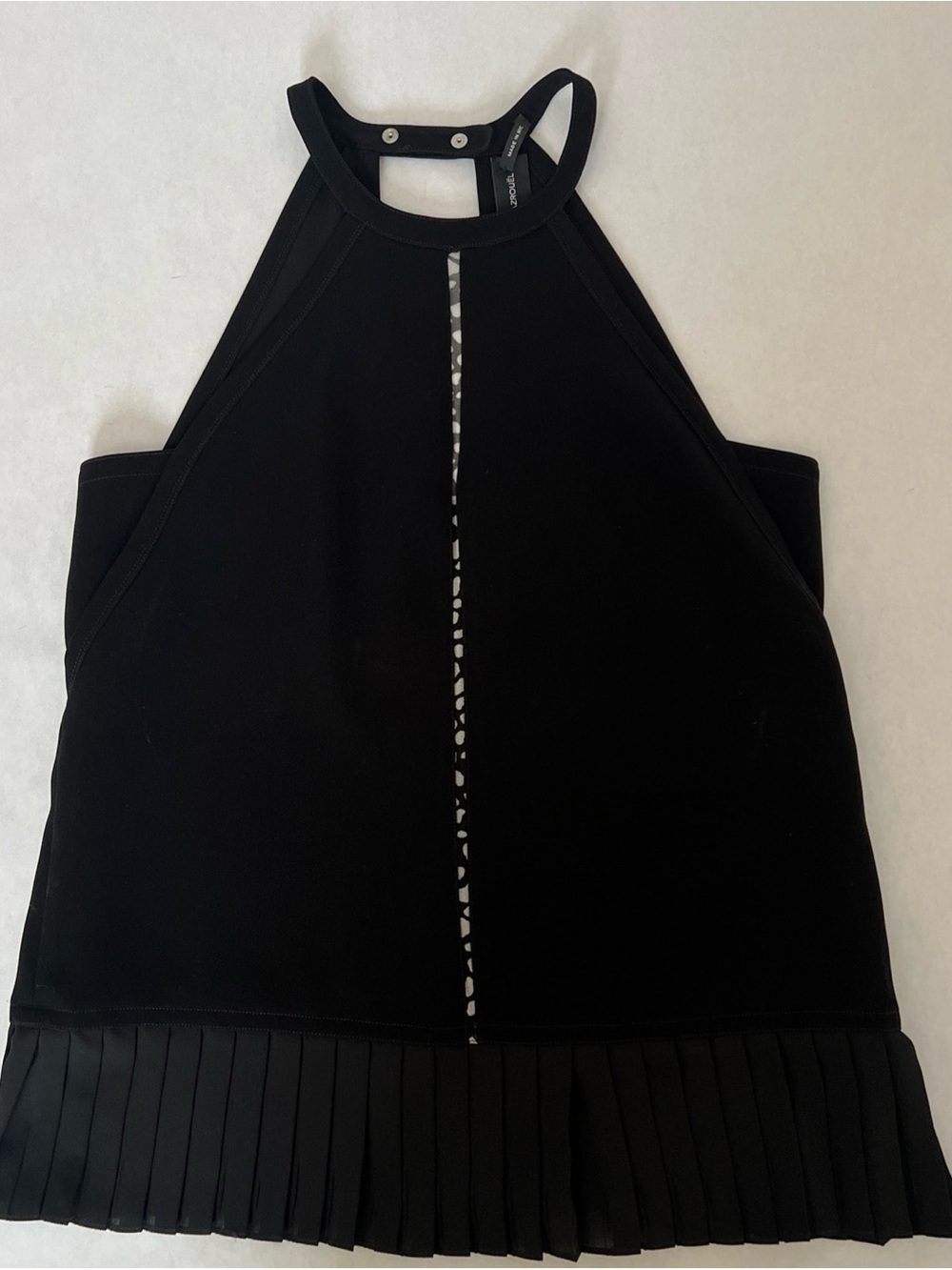 Yigal Azrouël Black Halter Top Women’s Size 8-M
